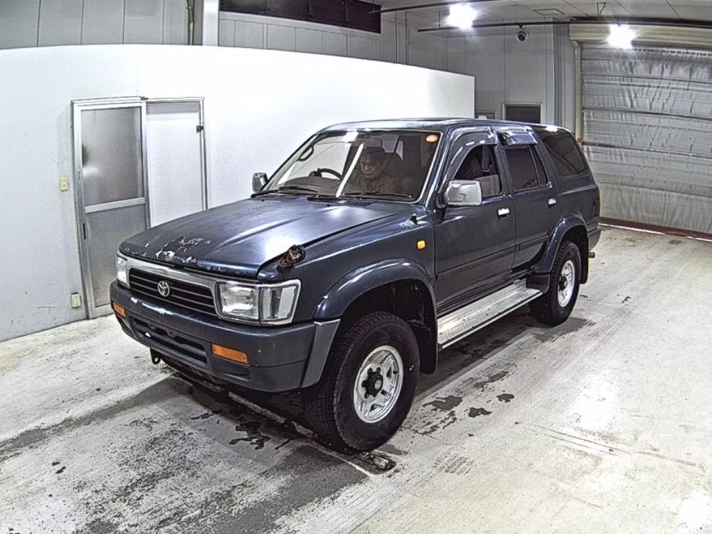TOYOTA HILUX SURF