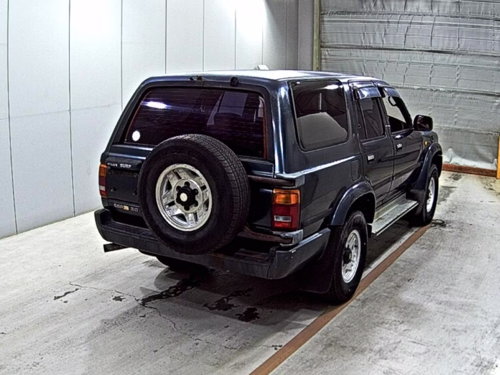 TOYOTA HILUX SURF
