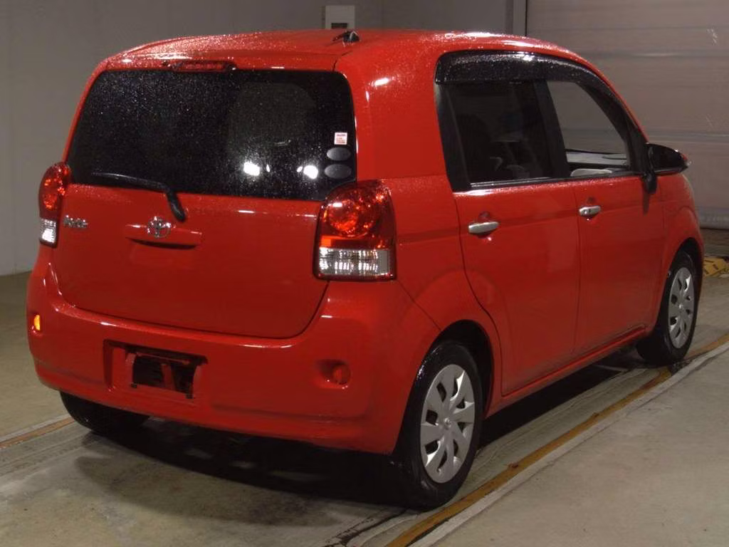 TOYOTA PORTE