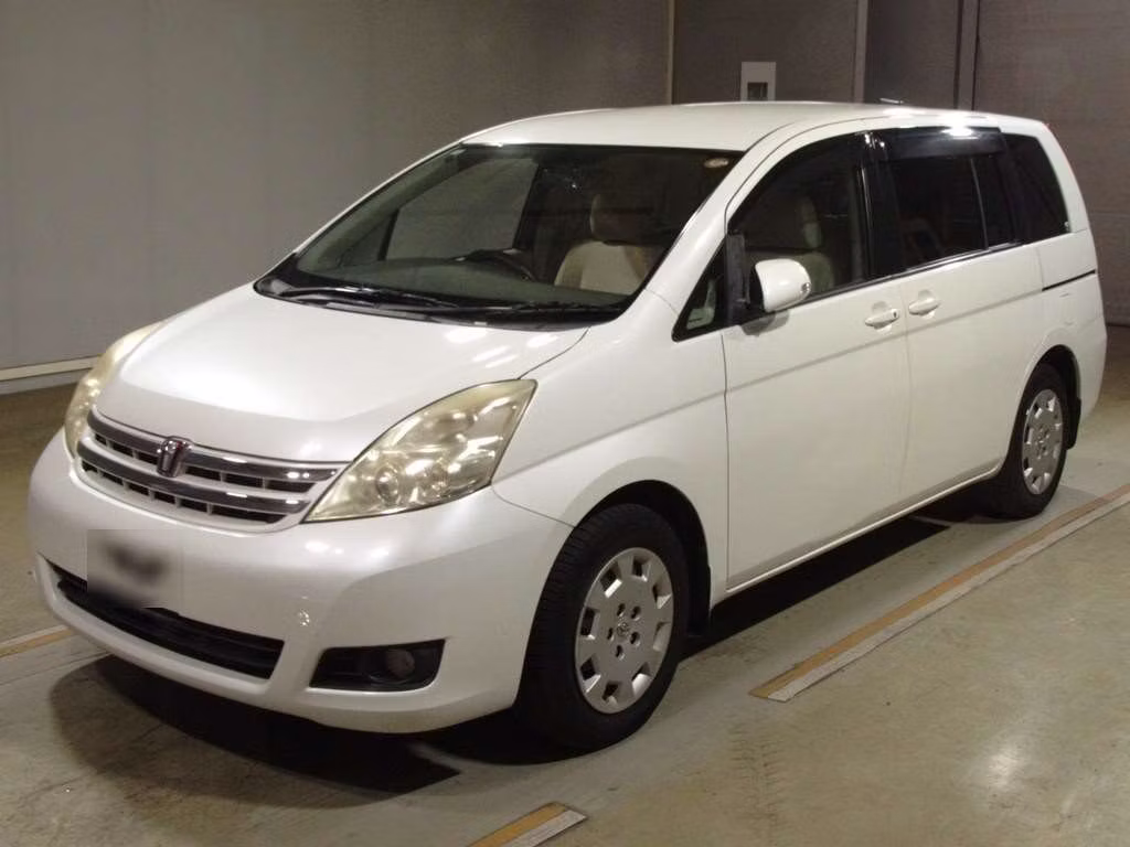 TOYOTA ISIS