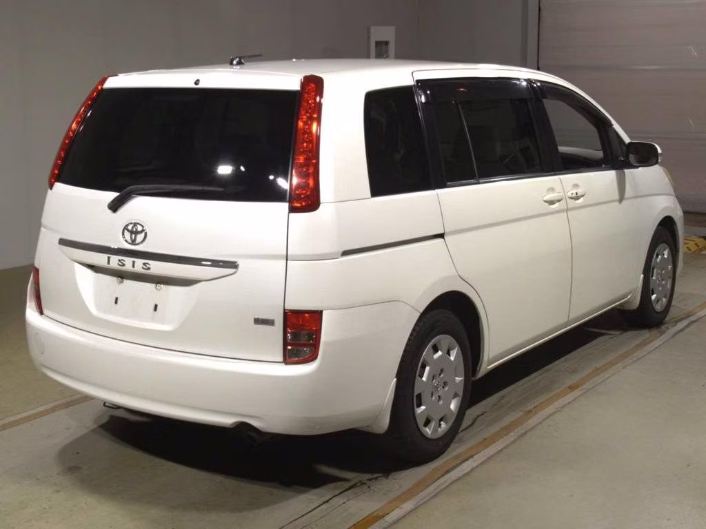 TOYOTA ISIS