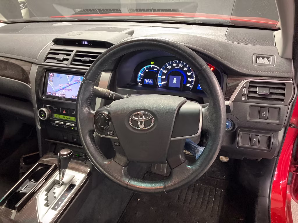TOYOTA CAMRY