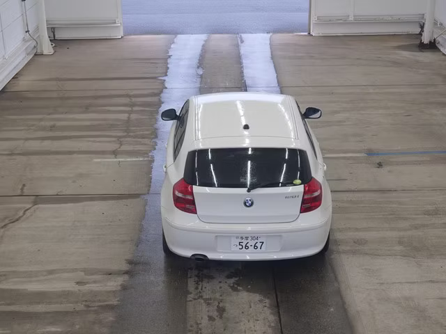 BMW 1-SERIES