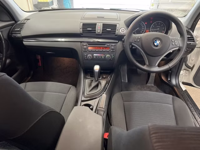 BMW 1-SERIES