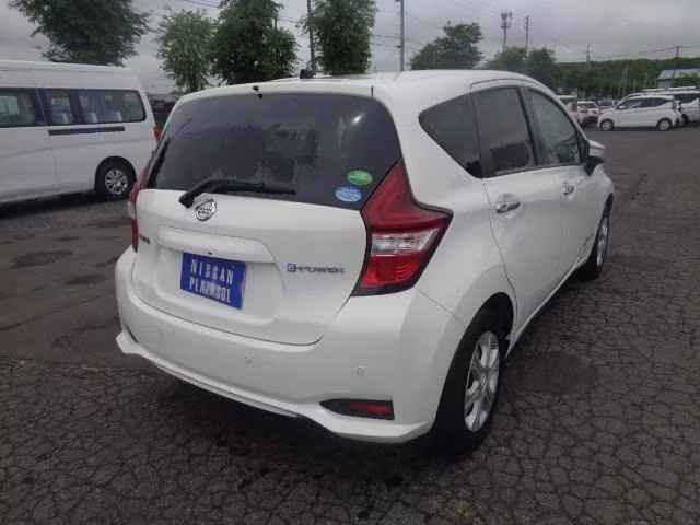 NISSAN NOTE