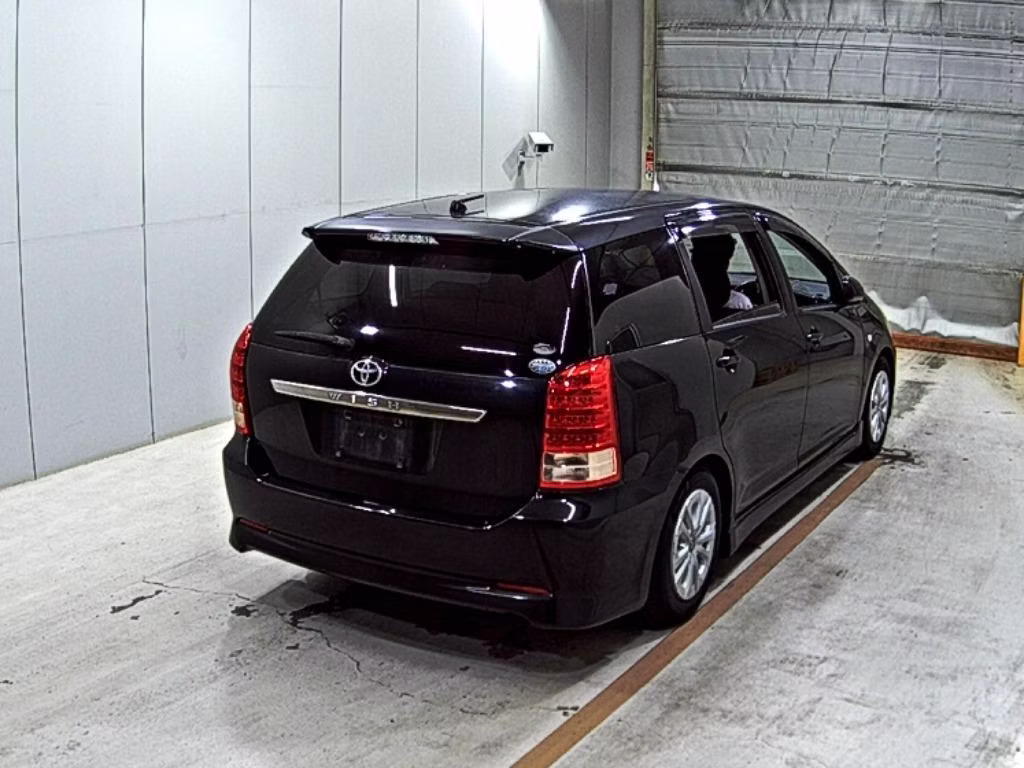TOYOTA WISH