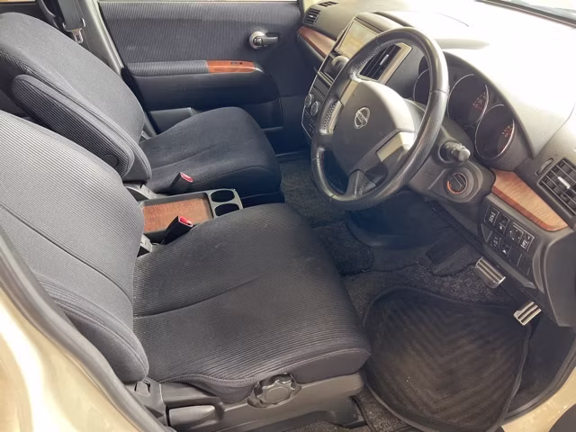 NISSAN PRESAGE