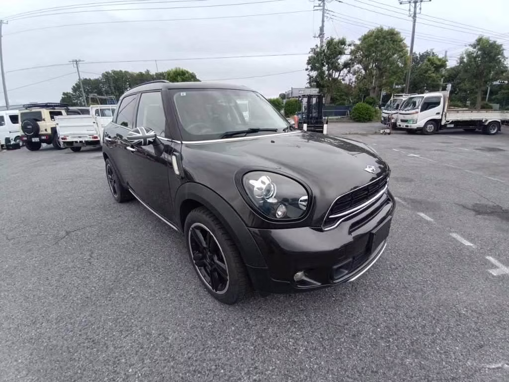 MINI CROSSOVER