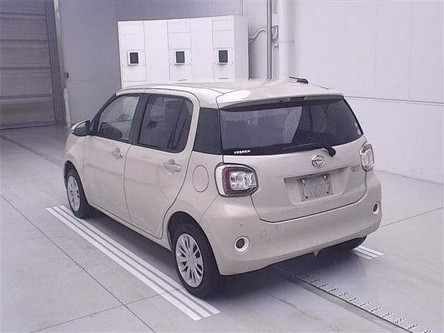 DAIHATSU BOON