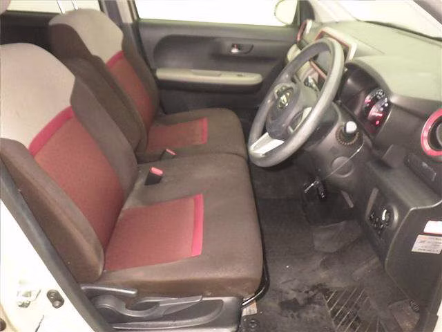 DAIHATSU BOON
