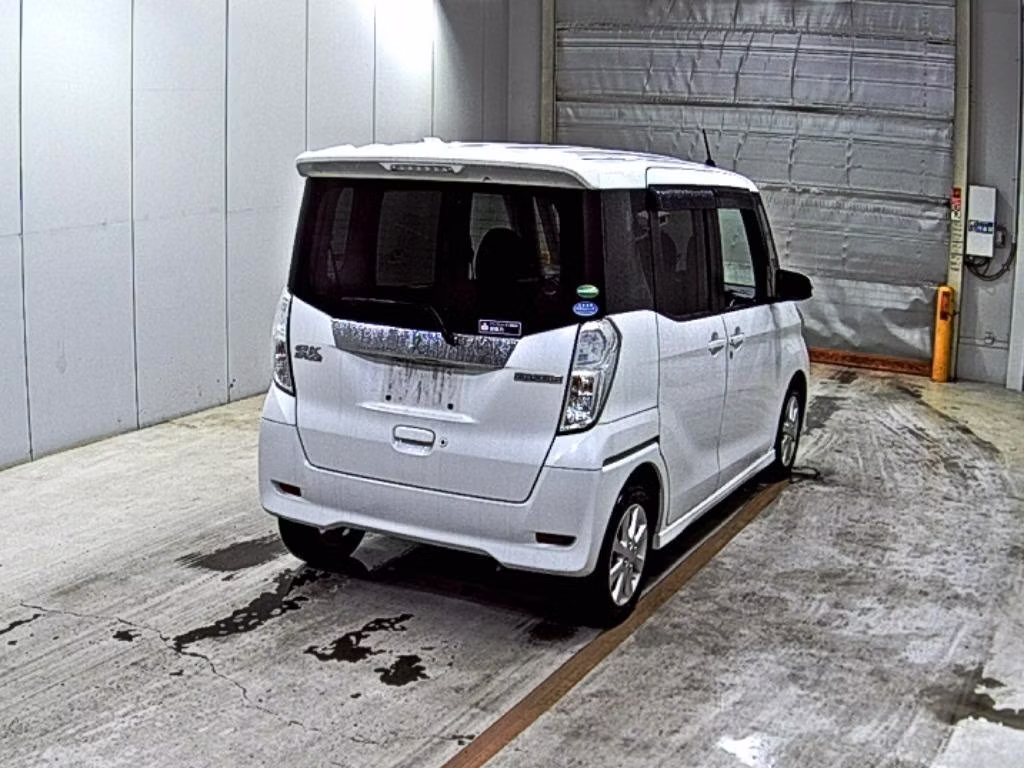 MITSUBISHI EK SPACE