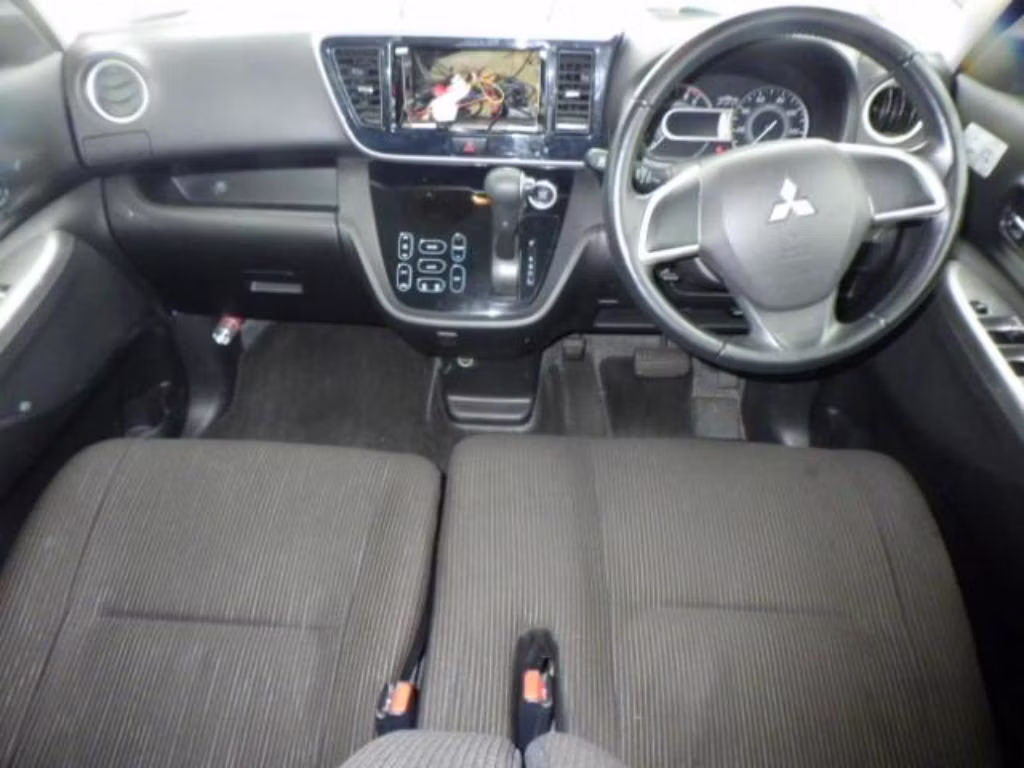 MITSUBISHI EK SPACE