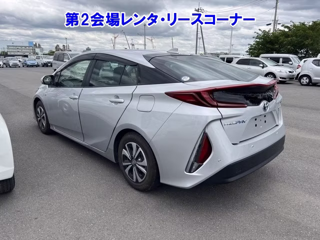 TOYOTA PRIUS PHV