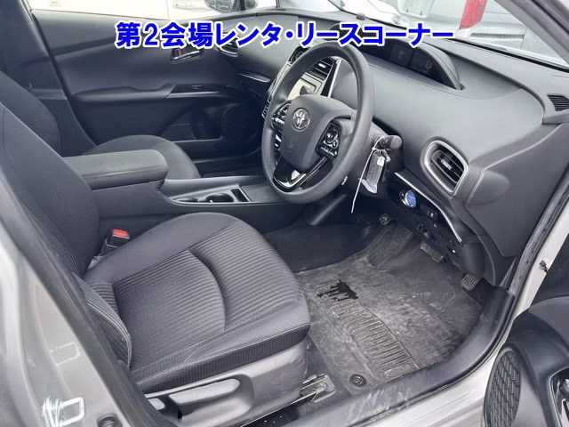 TOYOTA PRIUS PHV