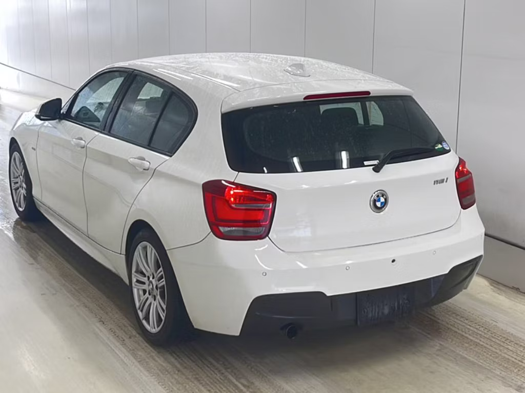 BMW 1-SERIES