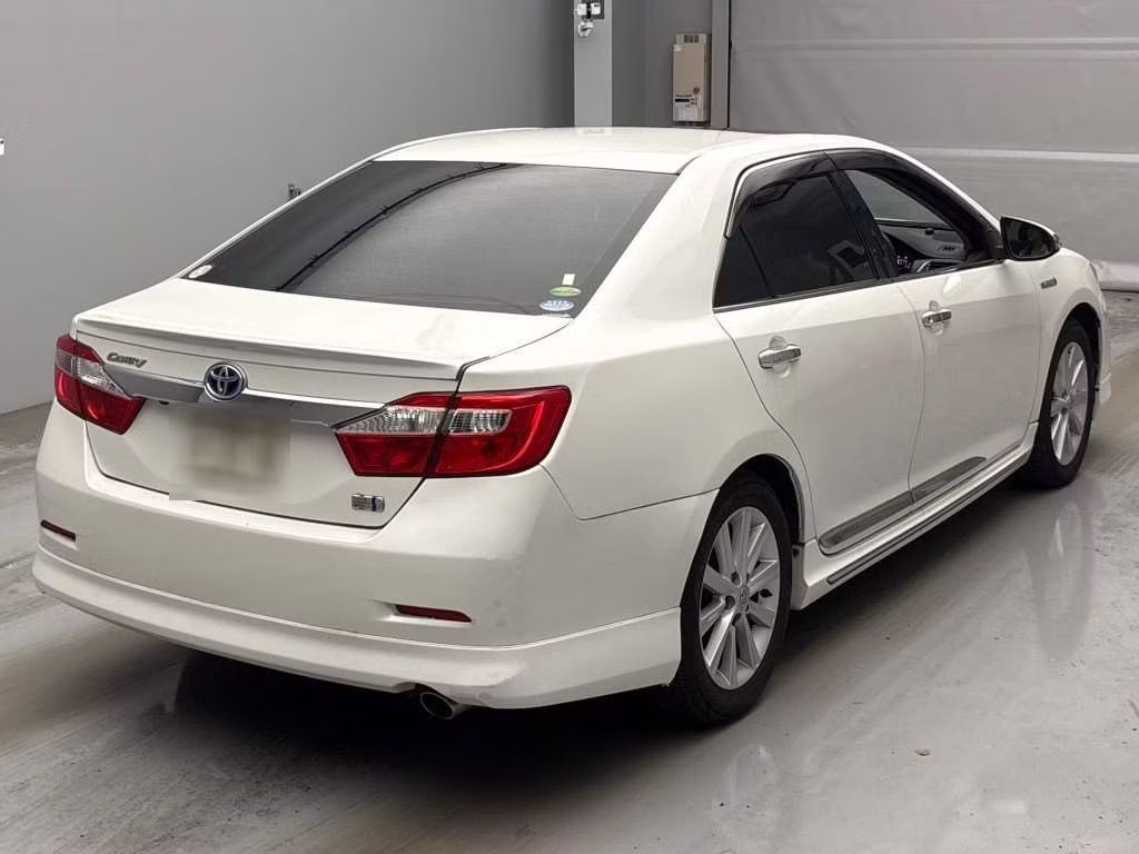 TOYOTA CAMRY
