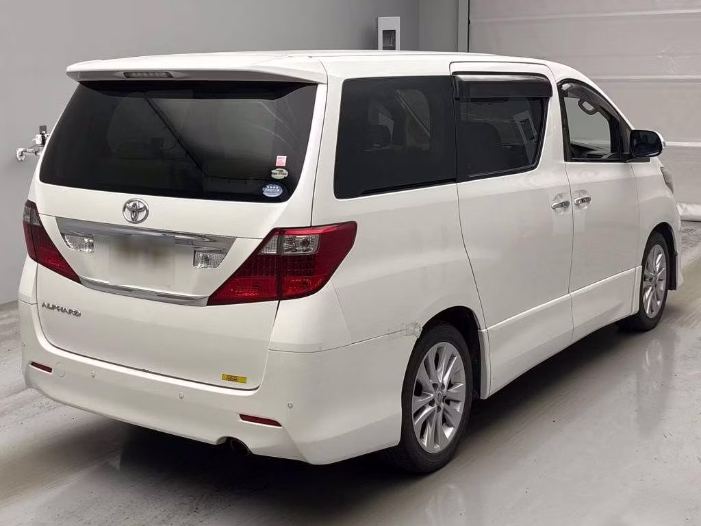 TOYOTA ALPHARD