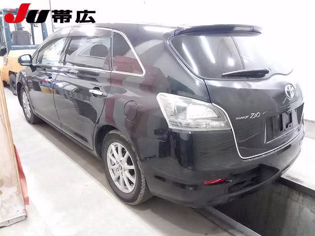 TOYOTA MARK X ZIO