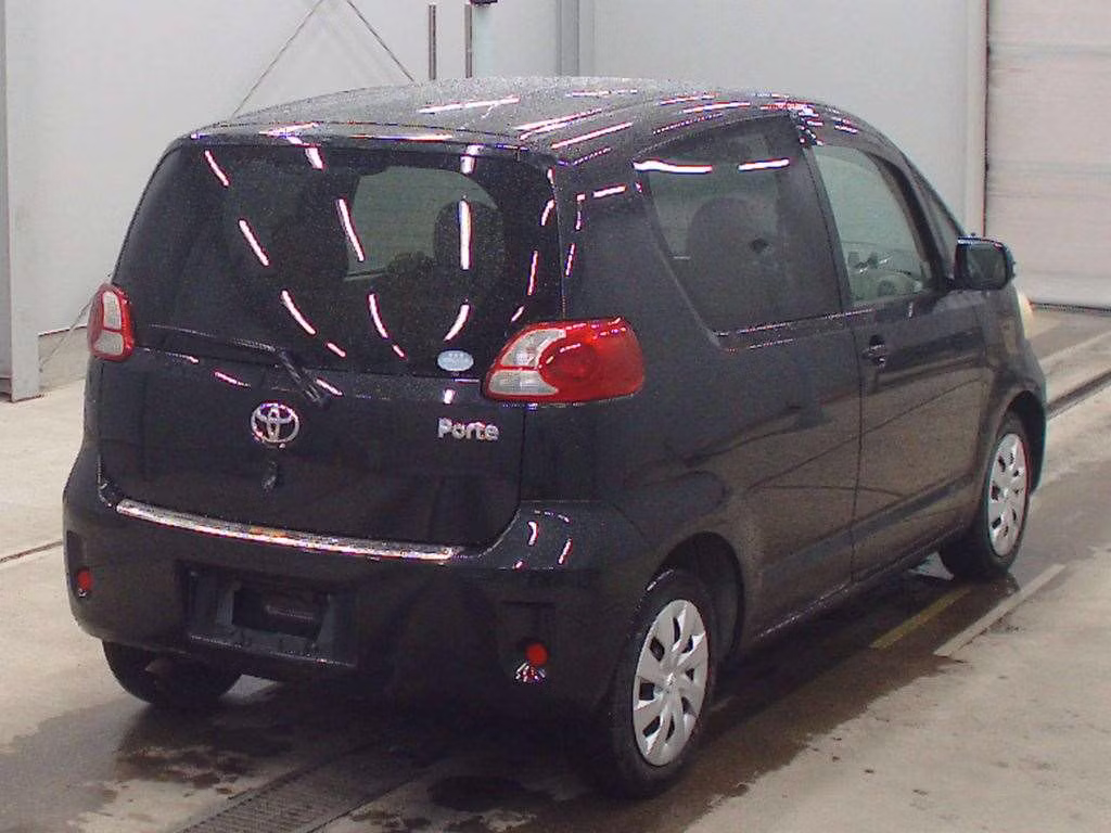 TOYOTA PORTE