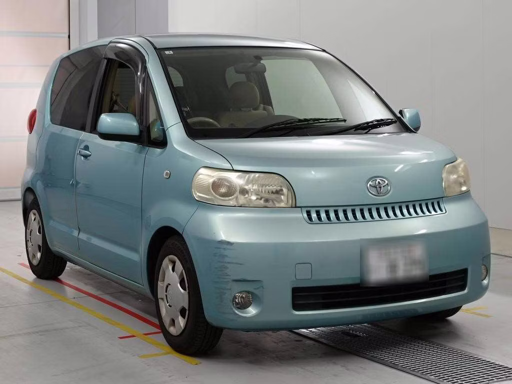 TOYOTA PORTE
