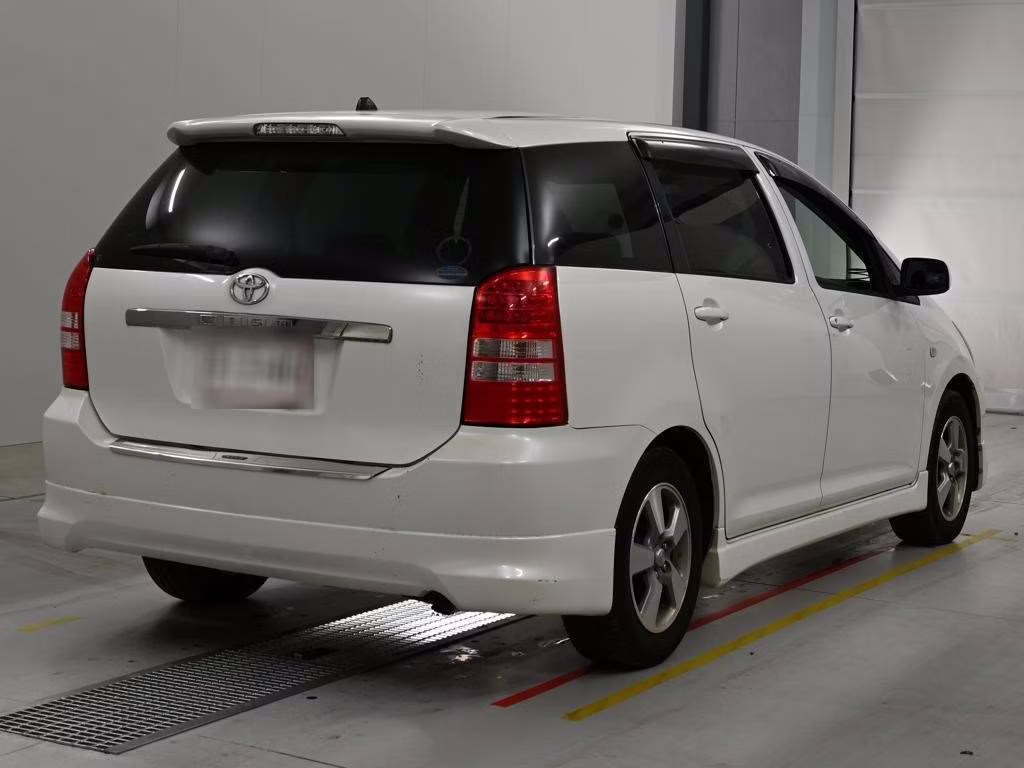TOYOTA WISH