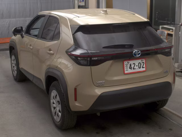 TOYOTA YARIS CROSS