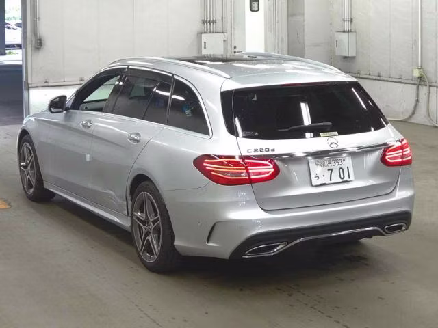 MERCEDES-BENZ C-CLASS