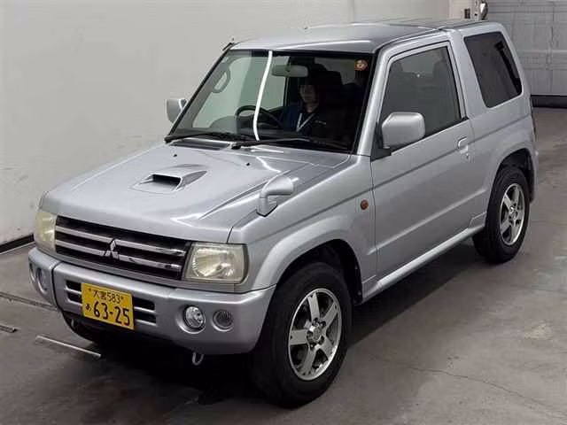 MITSUBISHI PAJERO MINI
