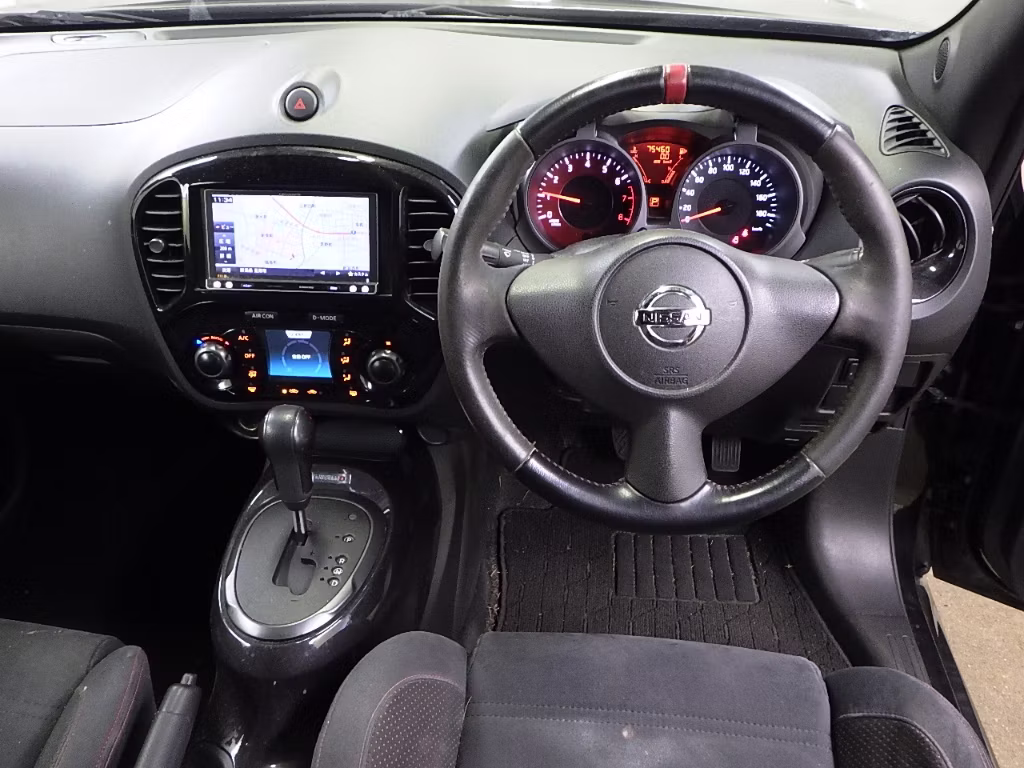 NISSAN JUKE
