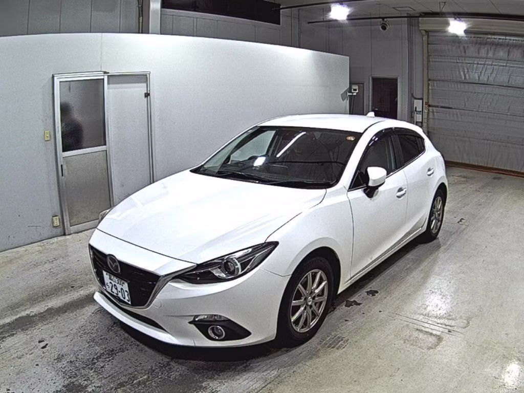 MAZDA AXELA
