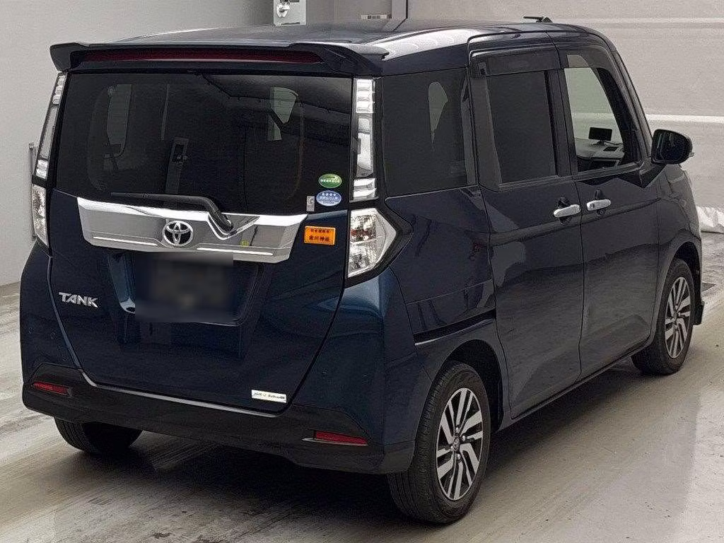 TOYOTA TANK
