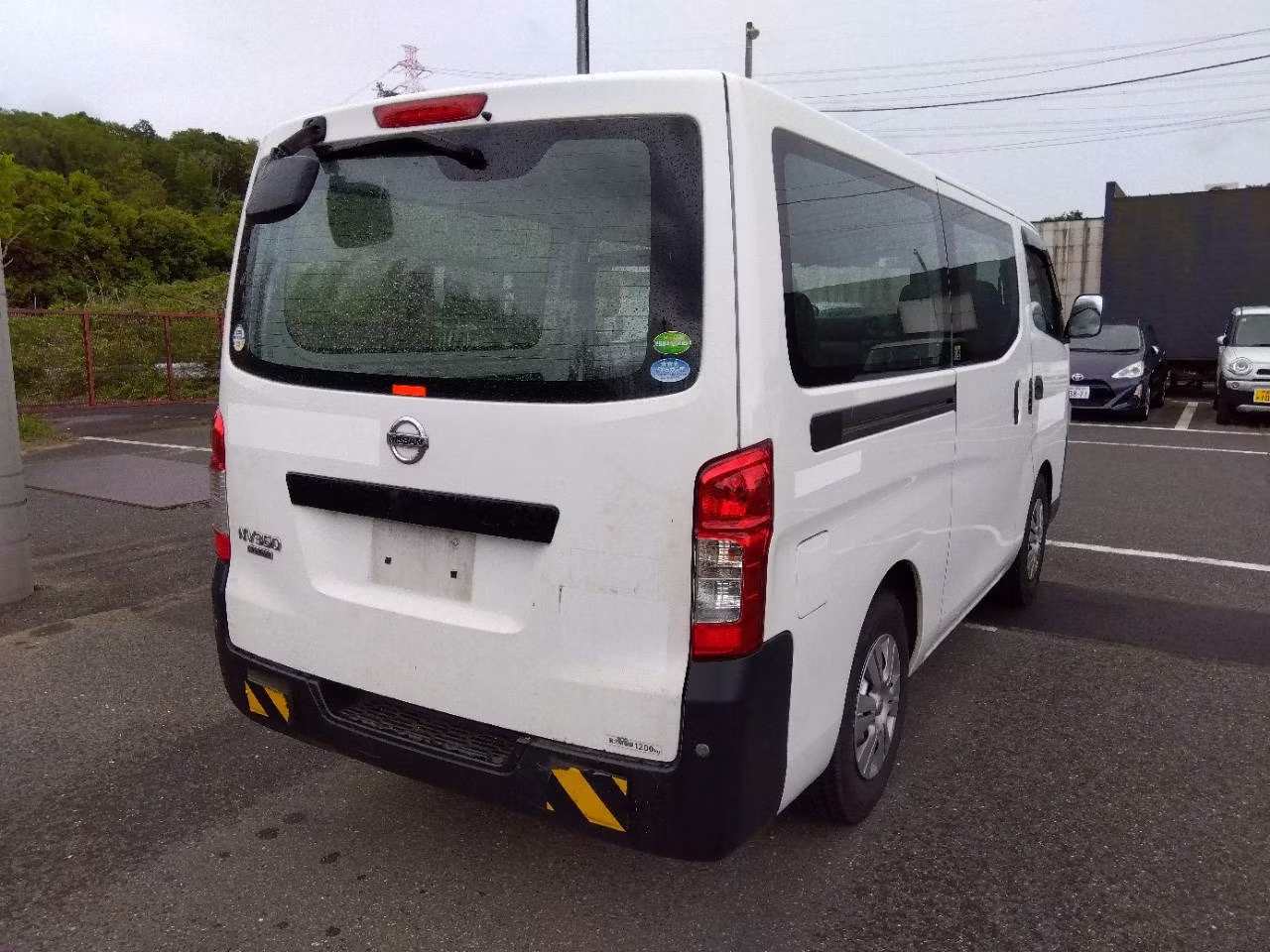 NISSAN NV350 CARAVAN
