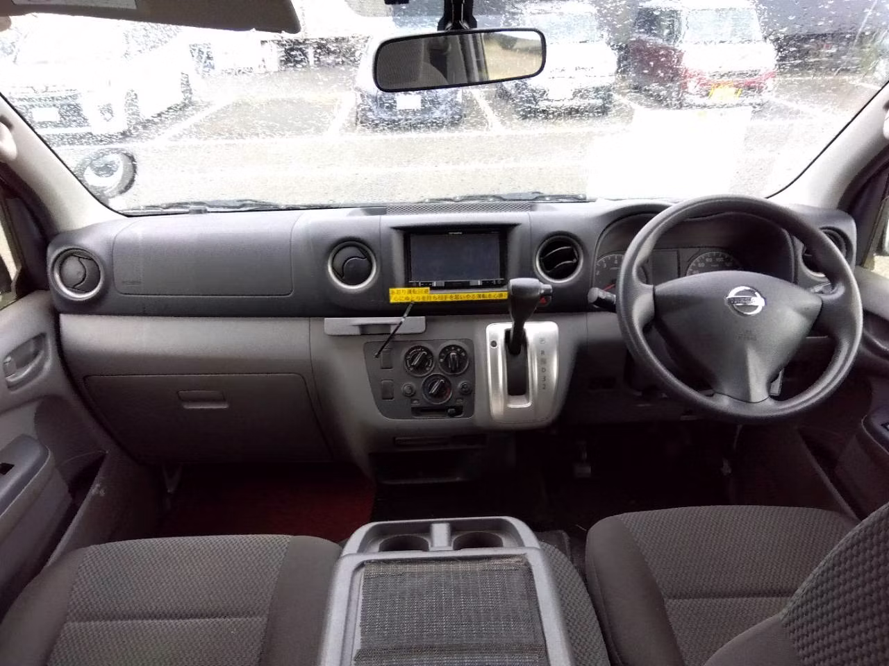 NISSAN NV350 CARAVAN