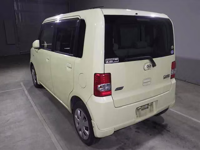 DAIHATSU MOVE CONTE