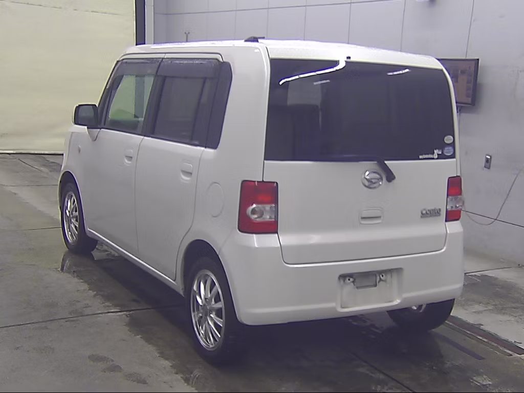 DAIHATSU MOVE CONTE