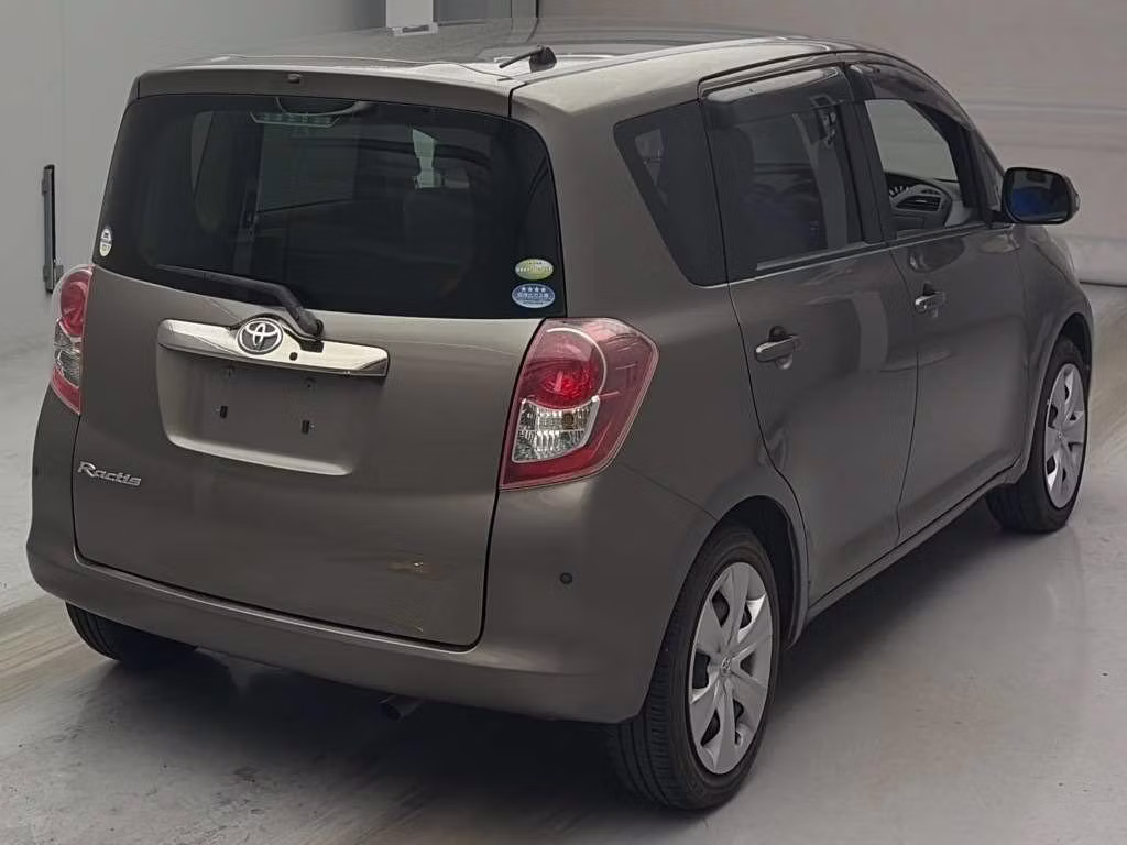 TOYOTA RACTIS