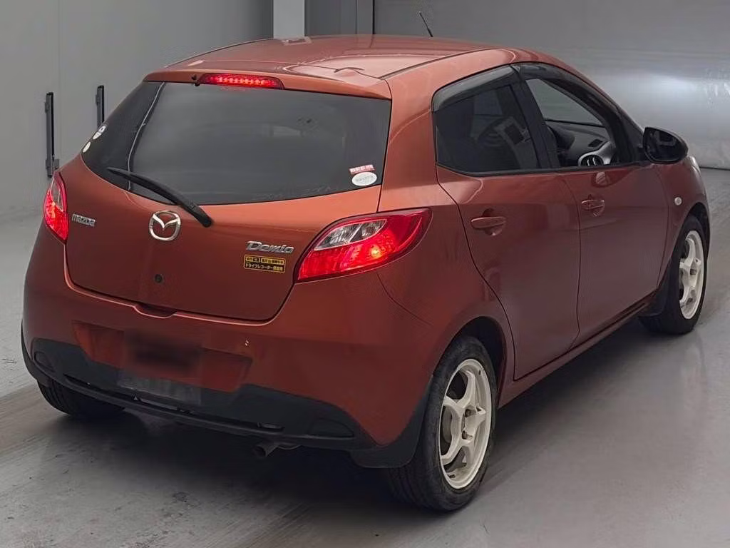 MAZDA DEMIO