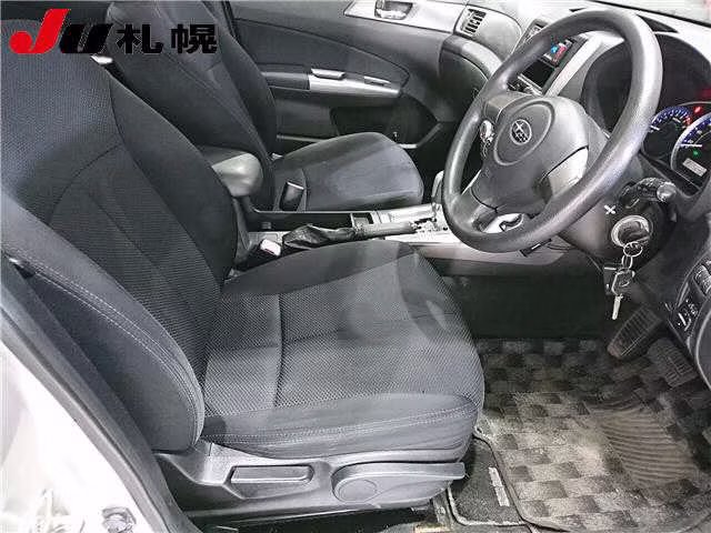 SUBARU FORESTER