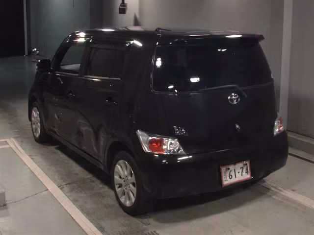 TOYOTA BB