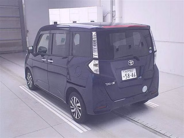 TOYOTA TANK