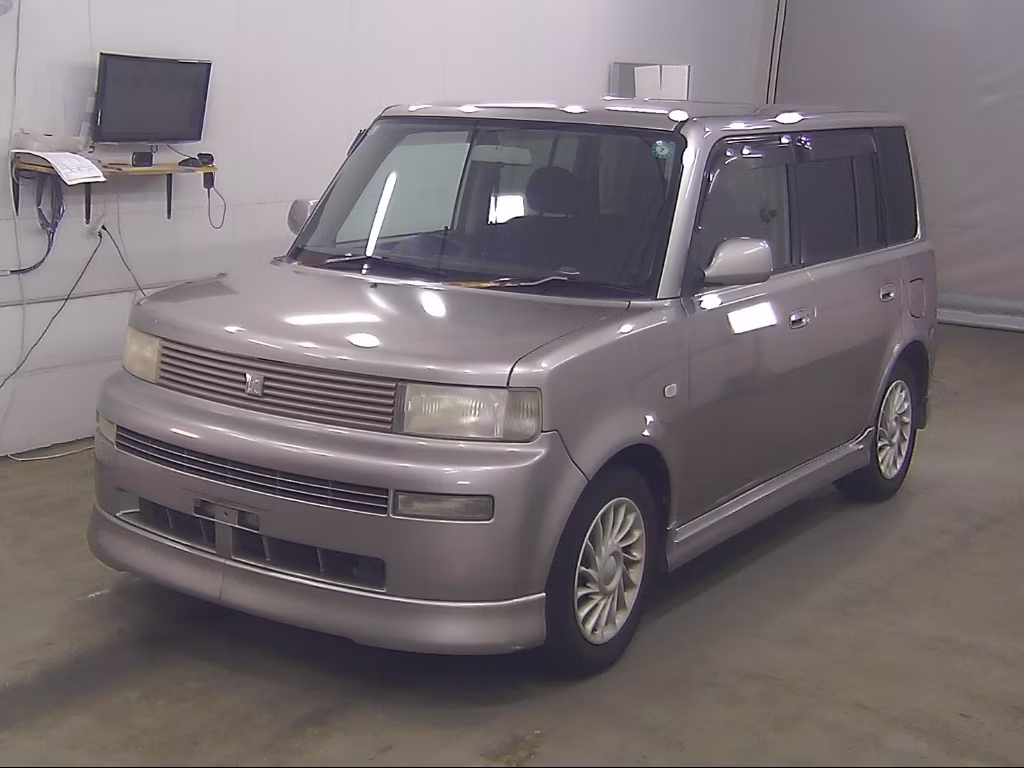 TOYOTA BB