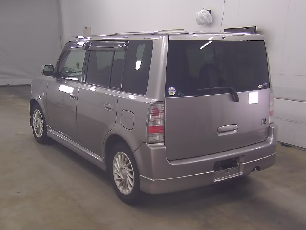 TOYOTA BB