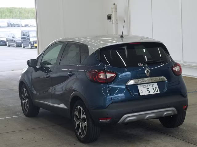 RENAULT CAPTUR