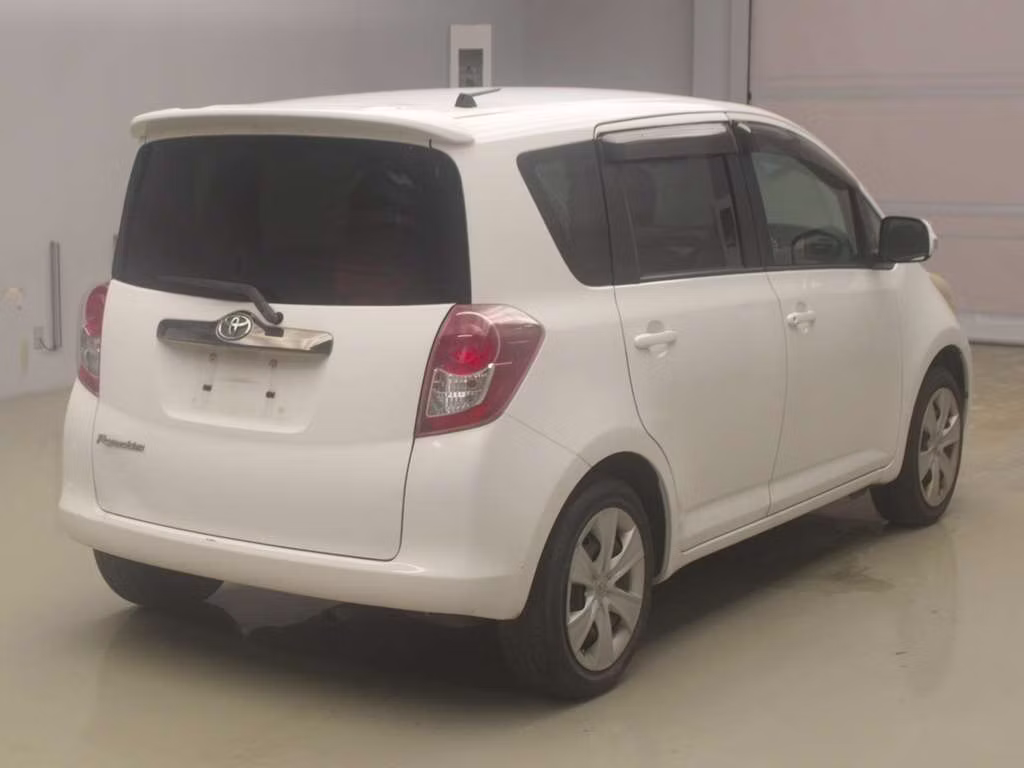 TOYOTA RACTIS
