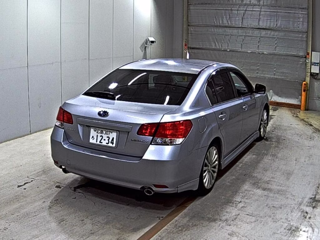 SUBARU LEGACY B4