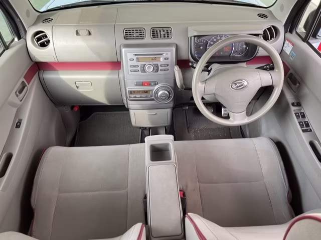 DAIHATSU MOVE CONTE