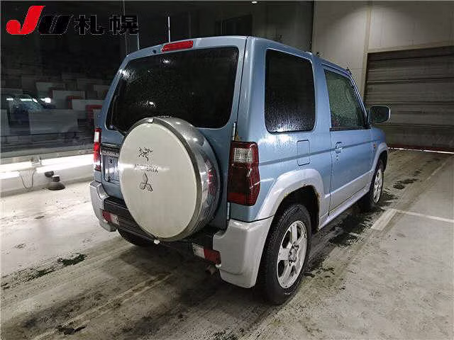 MITSUBISHI PAJERO MINI