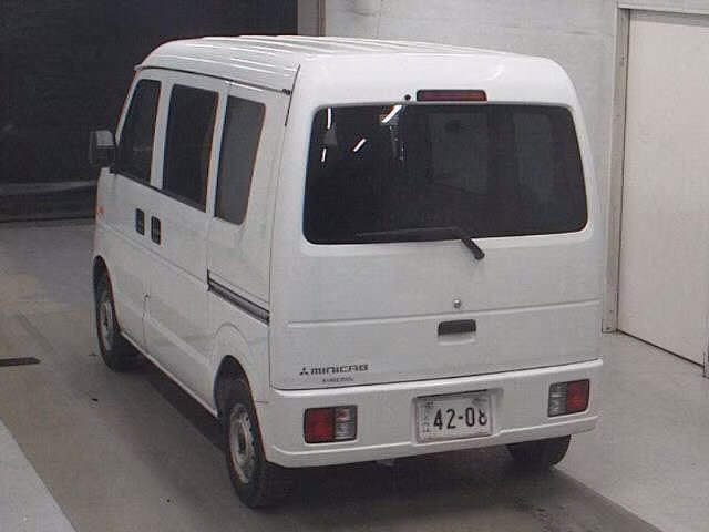 MITSUBISHI MINICAB