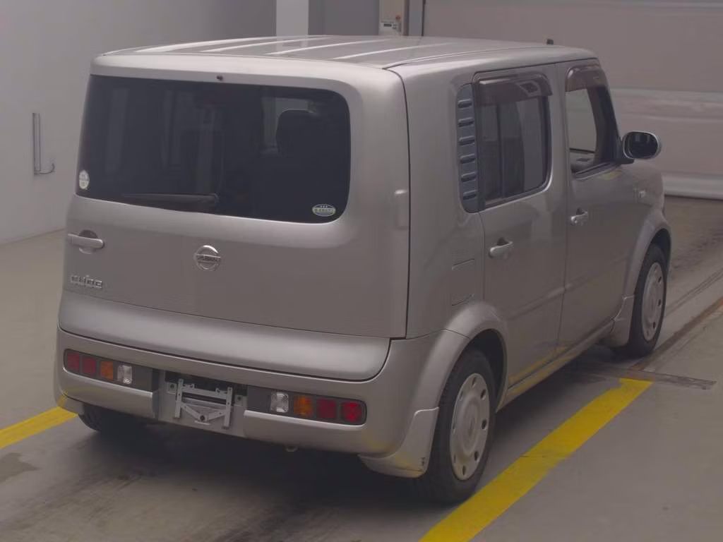 NISSAN CUBE