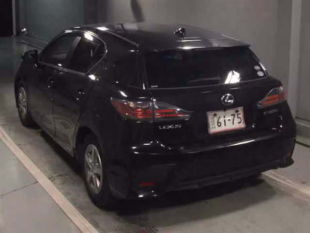 LEXUS CT200H